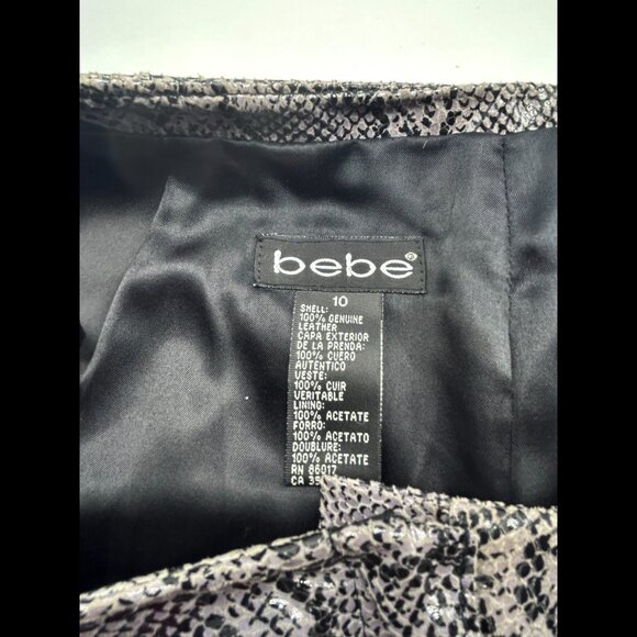 Bebe Snakeskin Flared Pants - 100% Leather Grey/Black sz 10 - NWOT - Picture 2 of 15